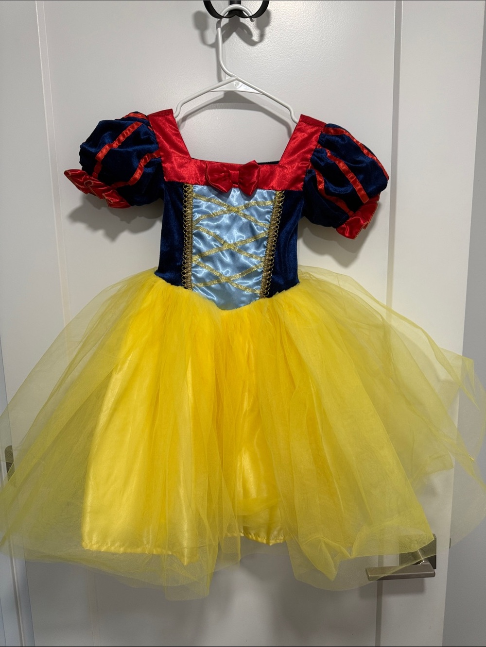 What A Character Snow White dress
